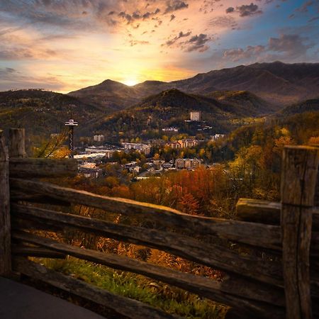 Suite Sensations, Hot Tub, Pool Table, 1089 Free Tickets Each Paid Day, Dollywood And More Pigeon Forge Luaran gambar
