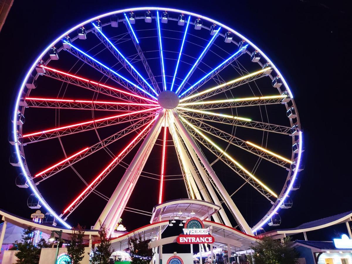 Suite Sensations, Hot Tub, Pool Table, 1089 Free Tickets Each Paid Day, Dollywood And More Pigeon Forge Luaran gambar
