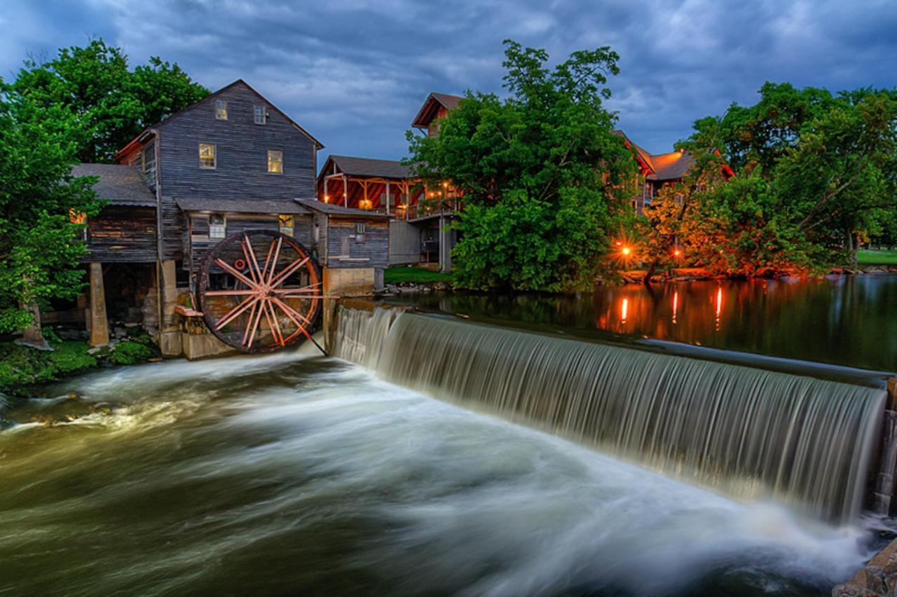 Suite Sensations, Hot Tub, Pool Table, 1089 Free Tickets Each Paid Day, Dollywood And More Pigeon Forge Luaran gambar