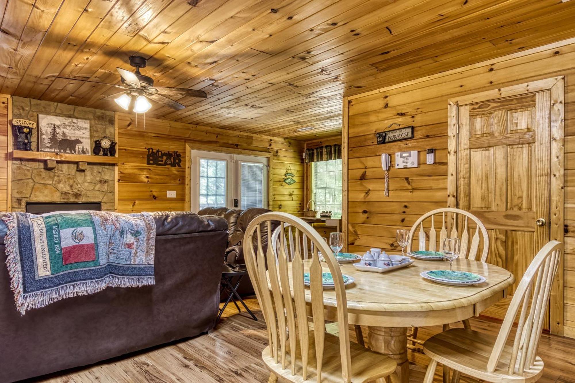 Suite Sensations, Hot Tub, Pool Table, 1089 Free Tickets Each Paid Day, Dollywood And More Pigeon Forge Luaran gambar